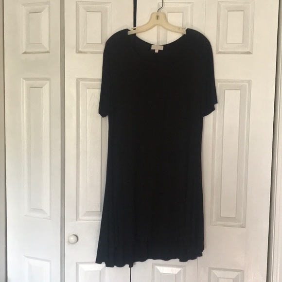 simply black dress